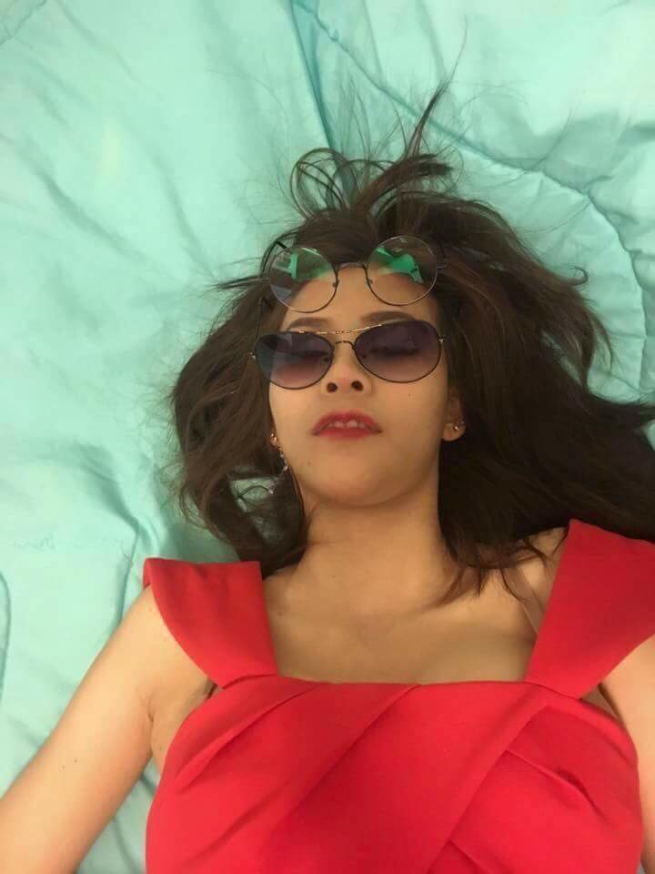 8 Foto wanita mabuk yang dikerjain temannya ini bikin prihatin