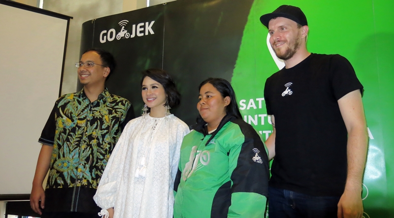 Andien mengajak masyarakat donasi makan siang, bantu yang kekurangan