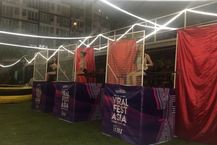 Dunk tank Thailand, game yang jadi tontonan favorit banyak turis