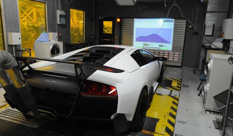 15 Foto di balik proses pembuatan mobil Lamborghini, pantesan mahal