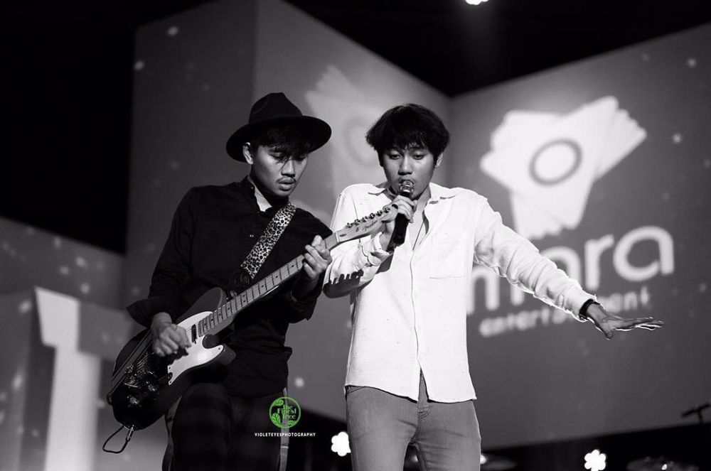 10 Potret Elang Nuraga, gitaris The Finest Tree yang 'mirip' Duta SO7