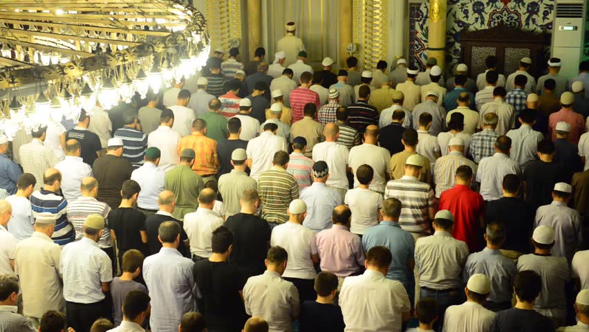 Seorang ustaz meninggal dunia setelah pimpin sholat witir