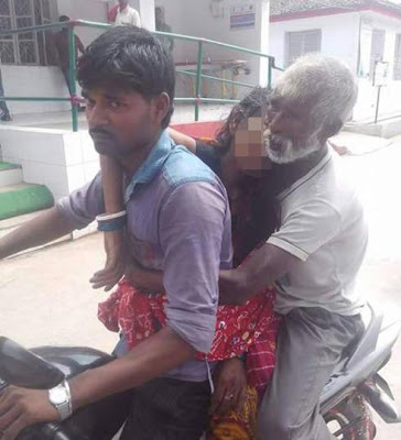 Tak mampu sewa ambulans, pria ini bawa jenazah istrinya pakai motor