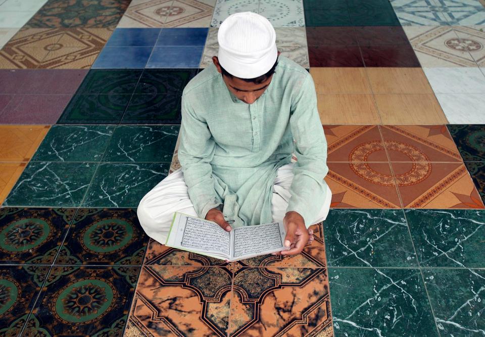 12 Kelakuan masa kecil saat Ramadan ini keseruannya susah dilupain