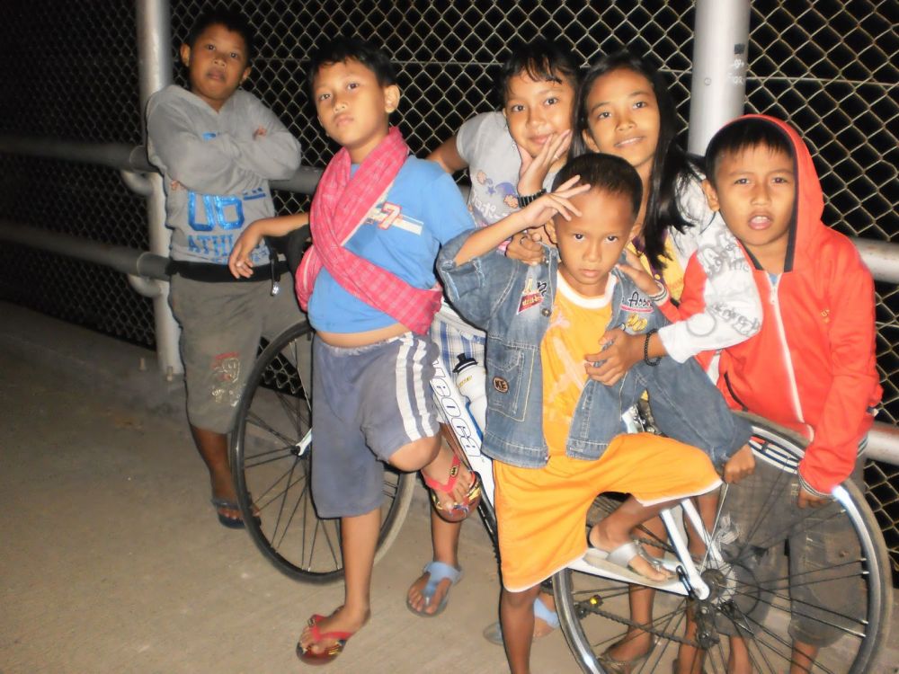 12 Kelakuan masa kecil saat Ramadan ini keseruannya susah dilupain