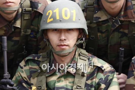 7 Fakta Hyun Bin saat ikut wamil ini bikin kamu makin nge-fans