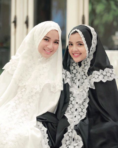 10 Potret aktivitas Tasya Kamila pulang ke Indonesia saat Ramadan