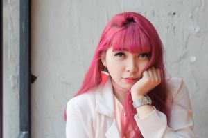 10 Inspirasi gaya preppy ala selebgram Yunita Elisabeth, kece banget!