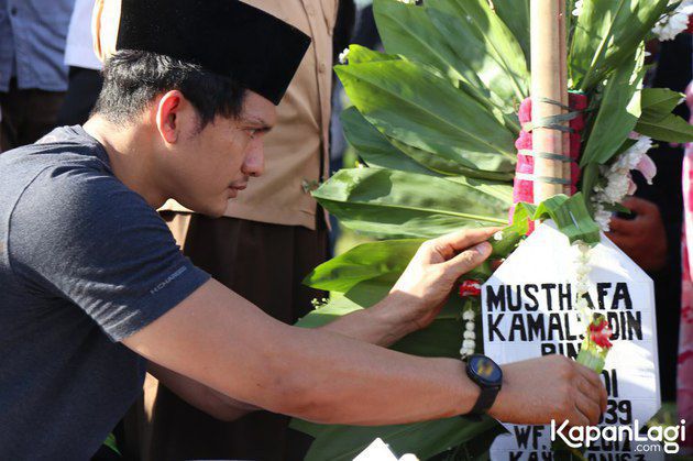 6 Seleb yang rayakan Ramadan tahun ini tanpa didampingi orangtua lagi