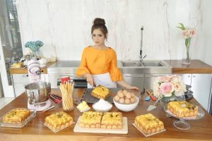 Tak ikut Jannah Corp, 5 artis cantik ini bisnis kue kekinian sendiri