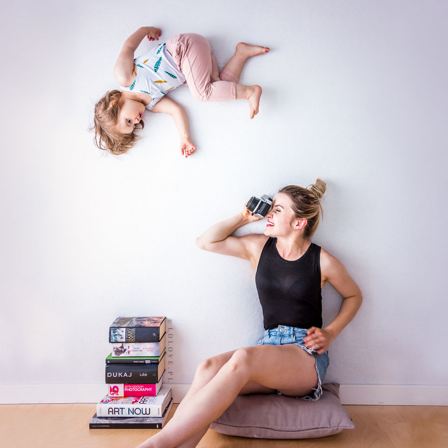 10 Pose ekstrem ibu dan anak ini bakal undang tanya 'kok bisa ya?'