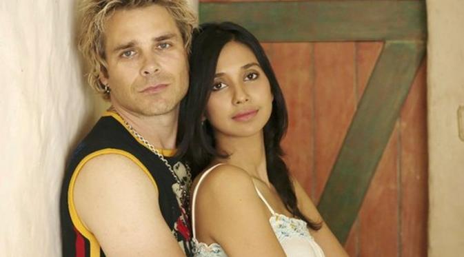 5 Seleb cantik ini suka gonta-ganti pasangan bule, pria lokal lewat