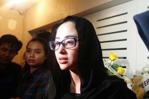 Sempat berseteru, ini ungkapan duka Dewi Persik atas meninggalnya Jupe