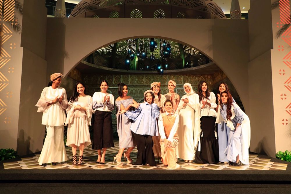 Kolaborasi sama Luna Maya, ini koleksi busana hamil terbaru Ayu Dewi