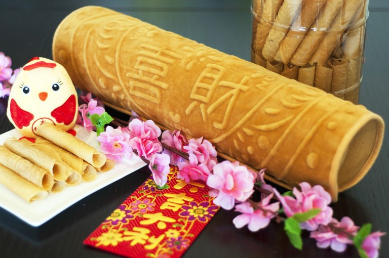 12 Bantal ini terinspirasi dari jajanan pasar, bikin perut mengelitik