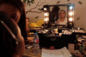 7 Tips makeup ala Farah Ayu agar kamu terlihat dewy, patut dicoba nih