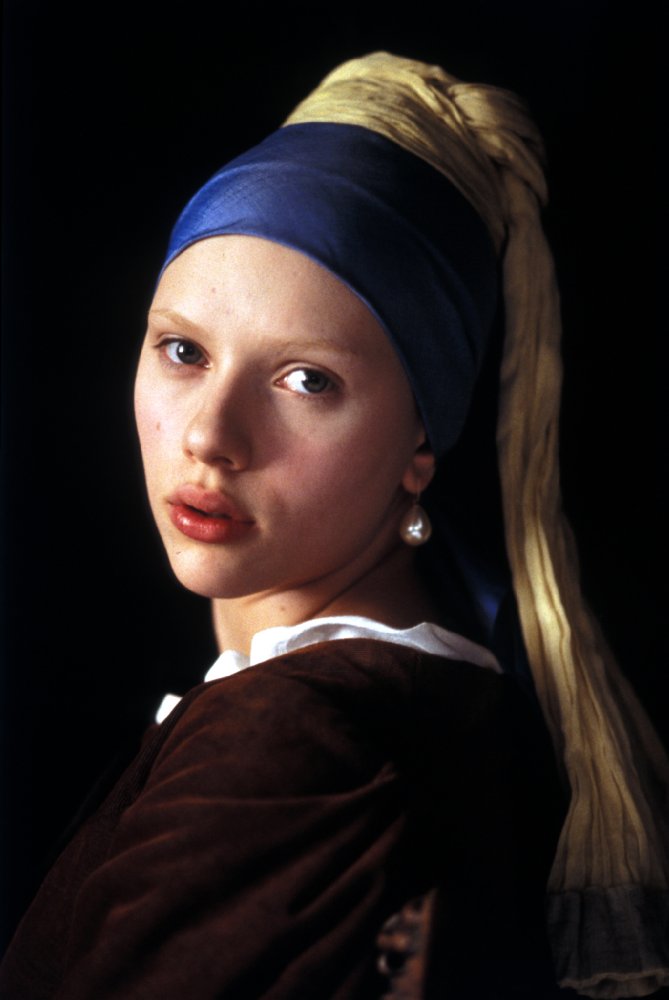 20 Foto si seksi Scarlett Johansson di film era 90-an sampai sekarang