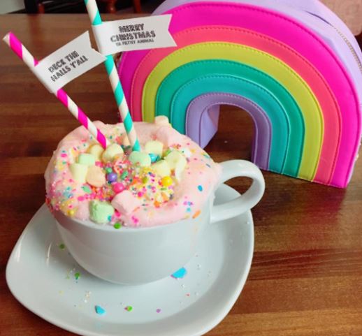 6 Kuliner tema unicorn ini pernah hits di medsos, dari mi hingga pizza