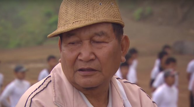 Pria ini tinggal satu atap dengan 39 istri, 94 anak dan 33 cucu