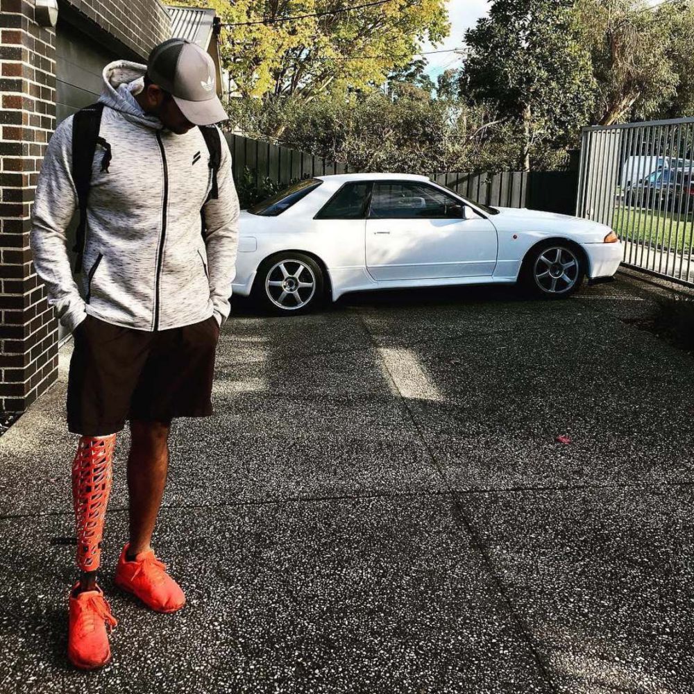 Nggak sekadar alat bantu, 10 kaki palsu ini juga nyeni abis