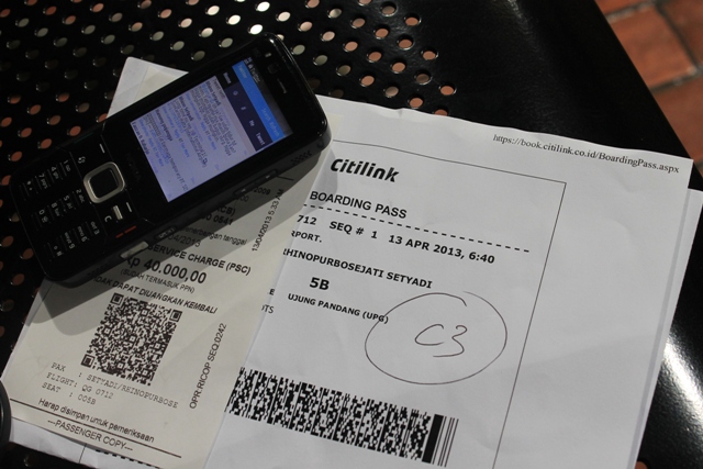 Hindari, 10 sikap ini bikin rusak liburan & kamu dicap traveler norak