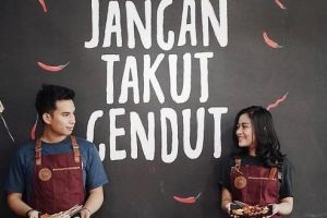 9 Seleb ini tekuni bisnis kuliner ayam, ada yang bareng pacar