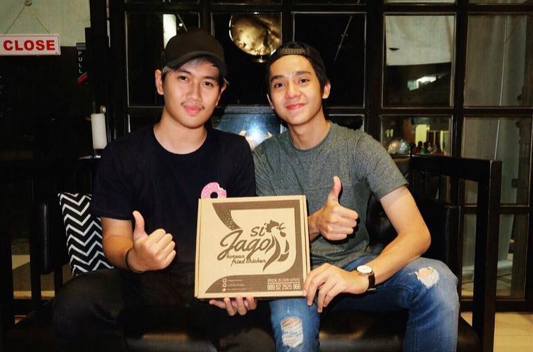 9 Seleb ini tekuni bisnis kuliner ayam, ada yang bareng pacar