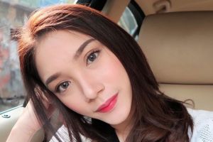 Stefany Talita, calon dokter gigi cantik sekaligus beauty vlogger hits