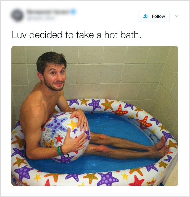 11 Foto kelakuan lucu orang dewasa saat sendirian di rumah