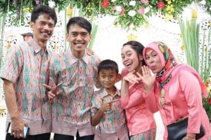 Lesti D'Academy jadi pedangdut hits, ini 7 potret sederhana keluarga