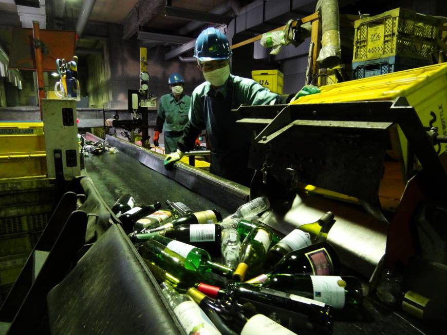 10 Foto proses daur ulang sampah di Tokyo, hasil akhirnya tak disangka