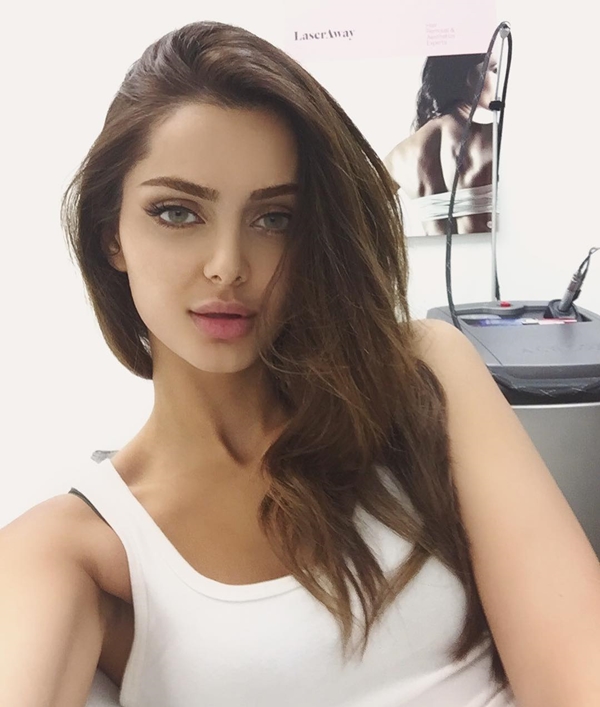 Mahlagha Jaberi, model seksi yang disebut kembaran Aishwarya Rai