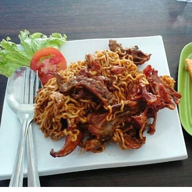 12 Makanan serba tulang ini nikmatnya nggak nahan banget