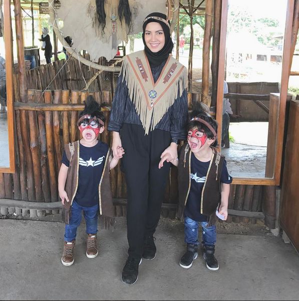 Makin adem, 10 artis cantik ini putuskan berhijab setelah punya anak