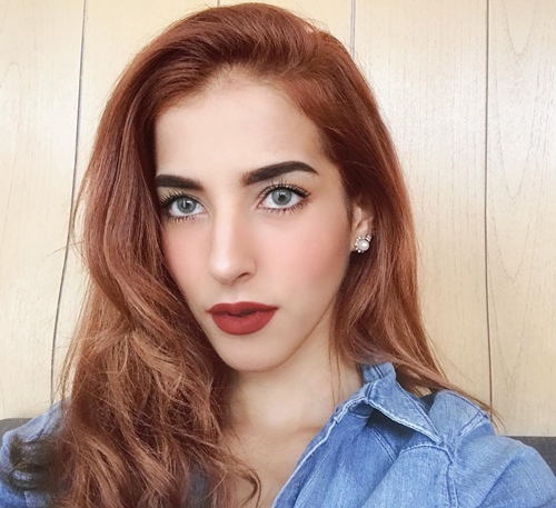 Tasya Farasya, si cantik calon dokter gigi dan beauty vlogger hits
