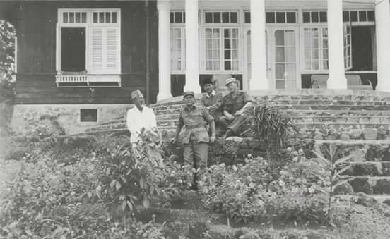 5 Foto langka Bung Karno & H.Agus Salim dalam pengasingan di Brastagi