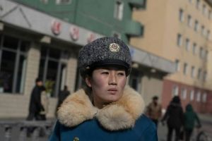 4 Fakta unik polwan Korut, di antaranya harus pensiun di umur 26