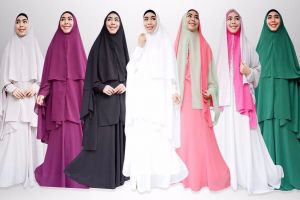 Ingin tampil syar'i saat Idul Fitri? Begini tipsnya