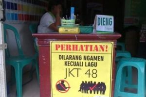 8 Larangan mengamen ini bikin musisi jalanan gemes sendiri