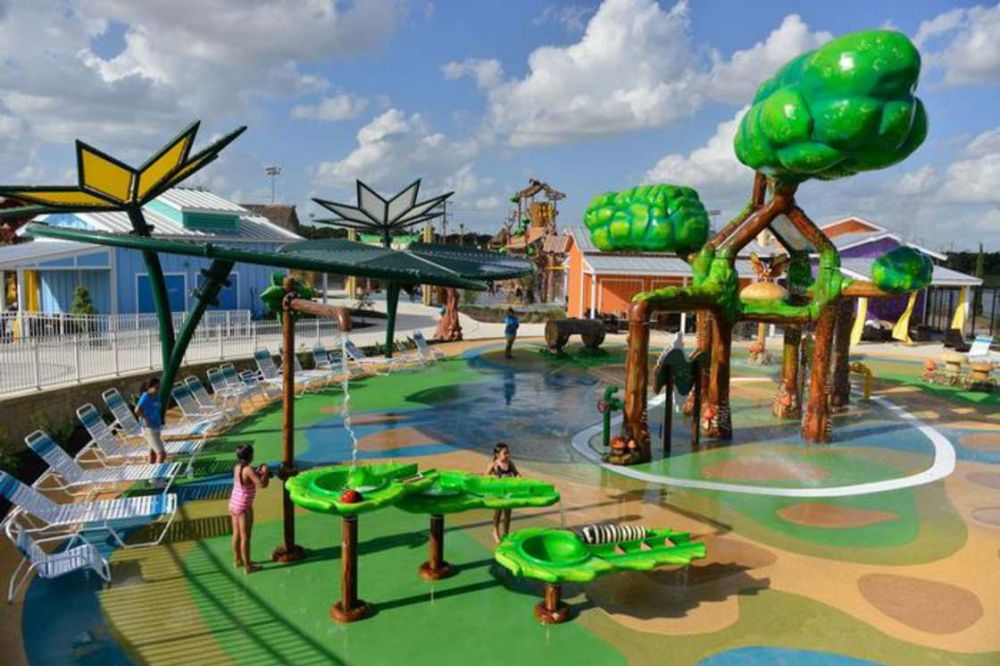 Pertama dibangun, taman bermain air ini ramah bagi anak difabel