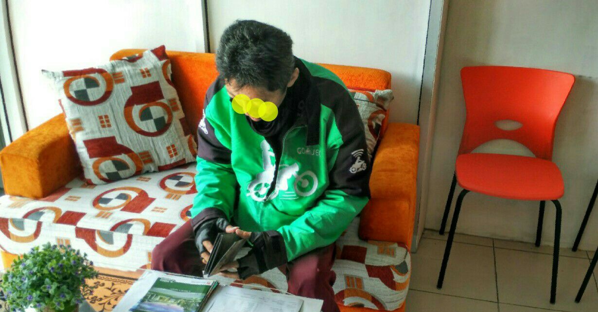 Kisah driver ojek online daftar tur ke Eropa ini bikin terkagum-kagum