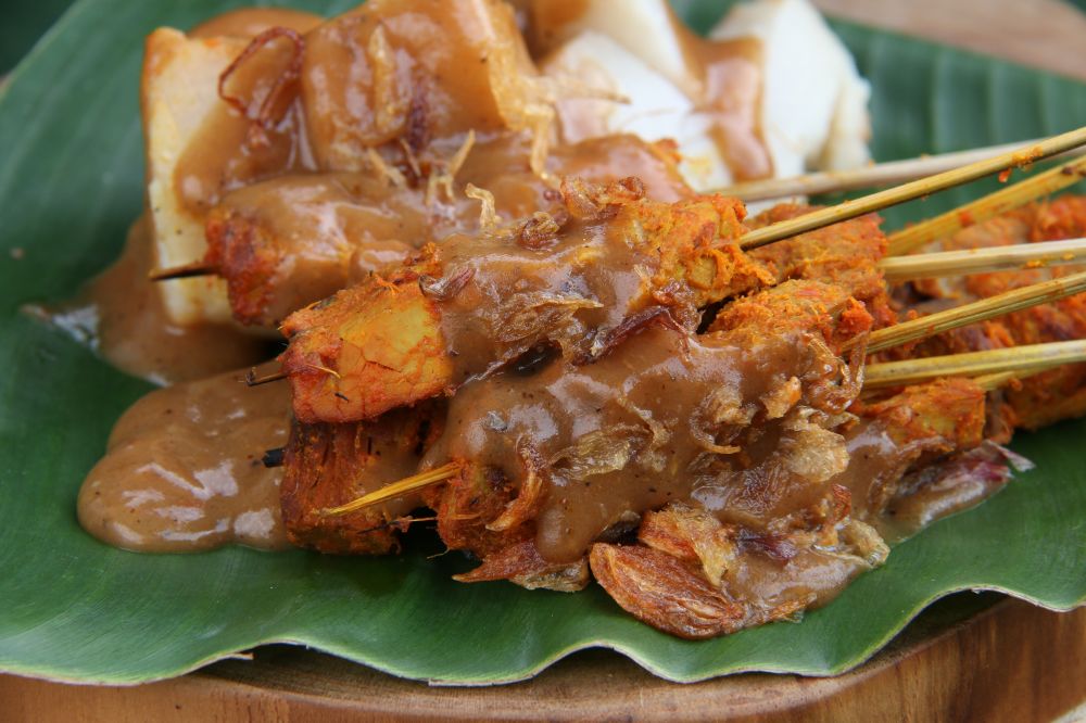 Sate: The Origins Of The Yumm
