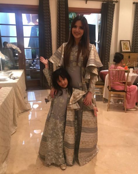 Tampil beda, 5 seleb cantik Indonesia ini rayakan lebaran tanpa kaftan