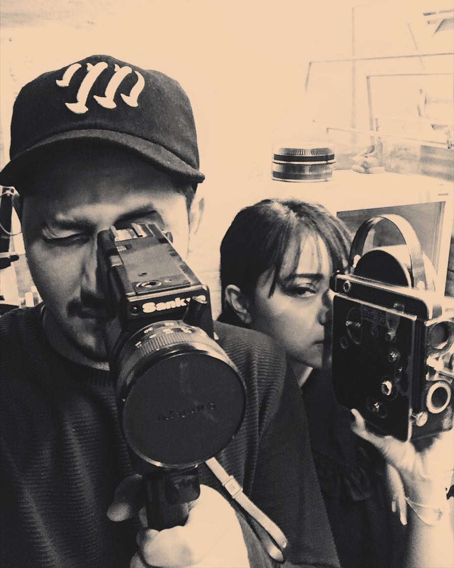 9 Potret kemesraan Keenan Pearce-Gianni, nggak kalah dari Raisa-Hamish