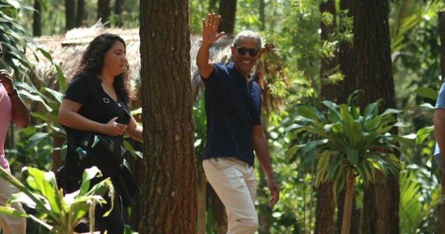 Begini gaya Obama saat piknik ke Pinus Becici Yogyakarta