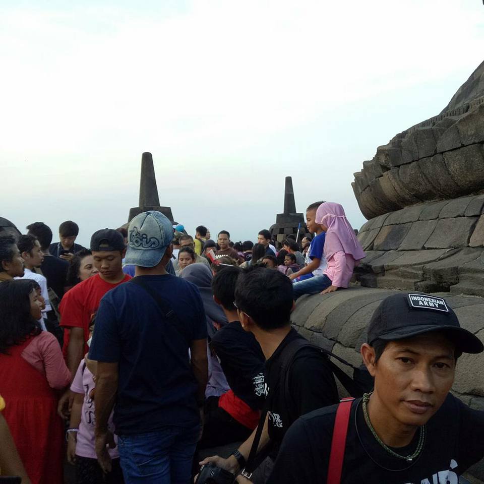 Curhatan wanita soal Candi Borobudur kini telah 'rusak', bikin sedih