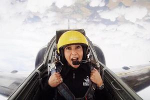 8 Foto Maia Estianty naik jet tempur di Prancis, nyalinya top banget!