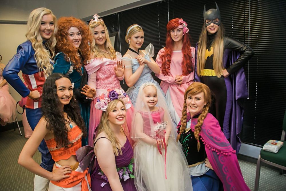 Nikah di usia 5 tahun, kisah cinta gadis idap kanker ini buat terenyuh