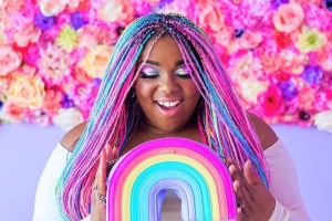 Amina Mucciolo, cewek 'unicorn' yang hidupnya serba colorful & stylish