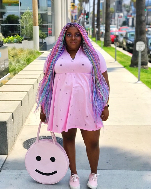 Amina Mucciolo, cewek 'unicorn' yang hidupnya serba colorful & stylish